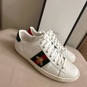 Gucci White Sneakers with Red and Green Stripes